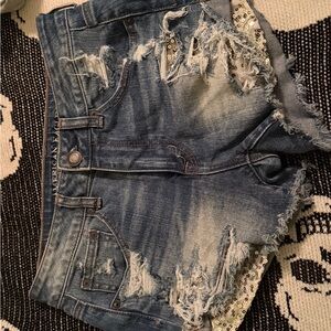 Size 2/26 Women’s American Eagle Sparkly pocket High Rise Festival Shorts
